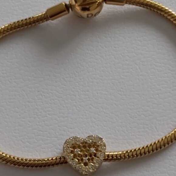 Pandora Shine Honeycomb Lace Heart Charm with Clear Zirconia 767039CZ- VERY RARE - Picture 10 of 16